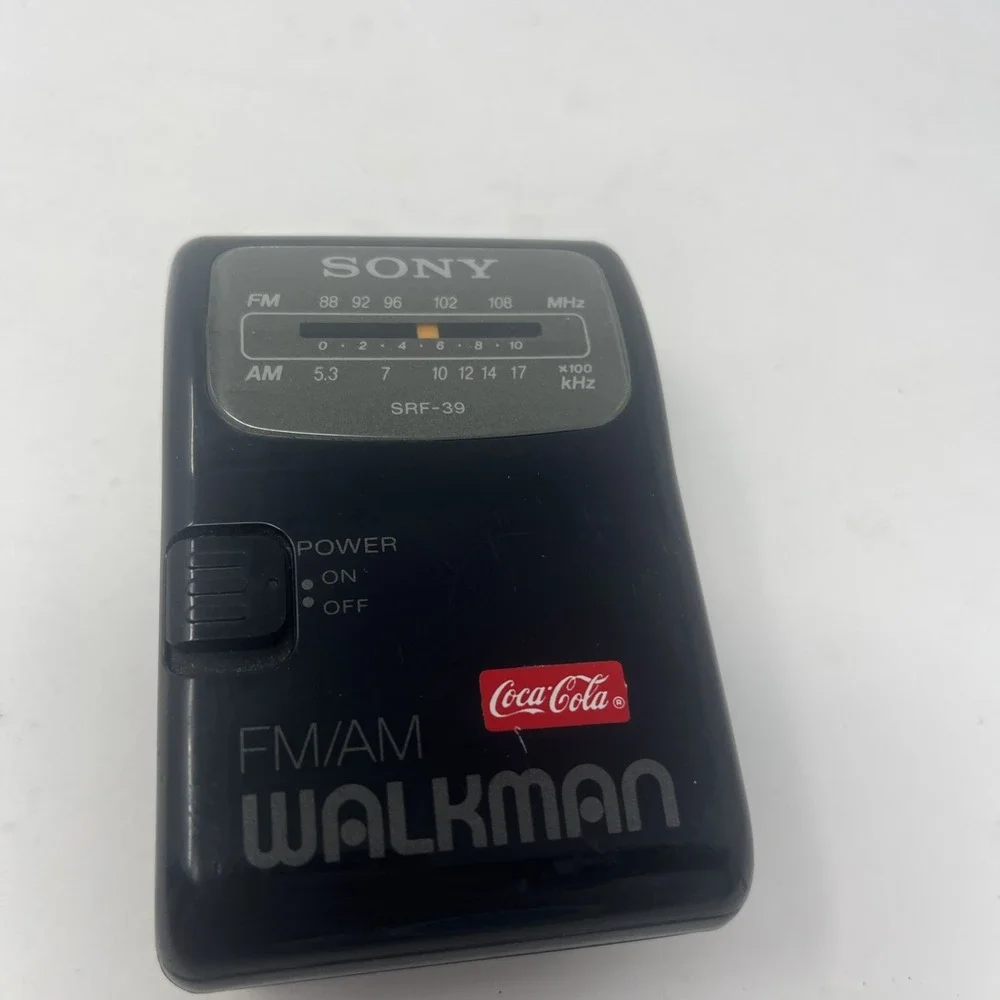 Vintage Walkman Sony SRF-39 FM/AM Radio Tested Working With Belt Clip
